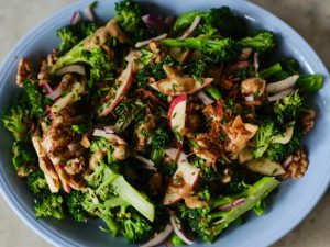 10 Winter Salads That Steal the Show