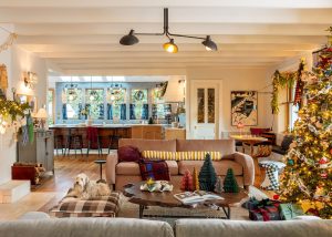 The Link Up: Em’s Must-Watch TV Shows, Marlee’s Headache Relief Hack, And Two Very Cute Shoes