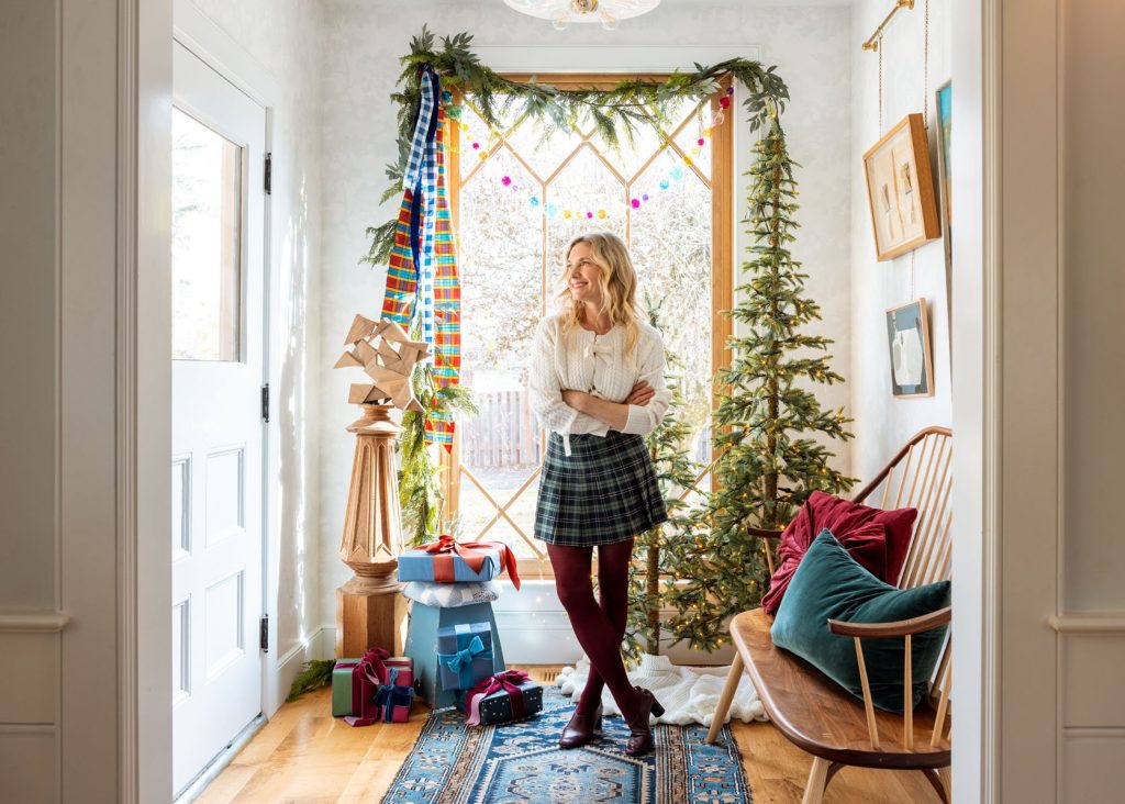 Grab the newest Roku Streaming Stick for just $15.99 at Amazon